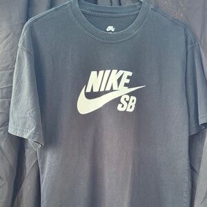 Nike SB Black Tee - Short Sleeve